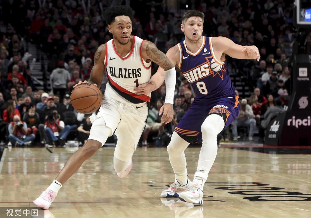 选手表现出 选手表现出